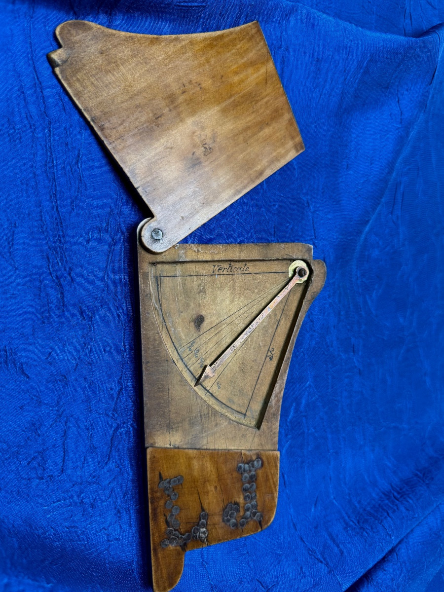 NIVEAU PENDULAIRE  DE COMPAGNON   D'ÉPOQUE  XVIII ÈME 