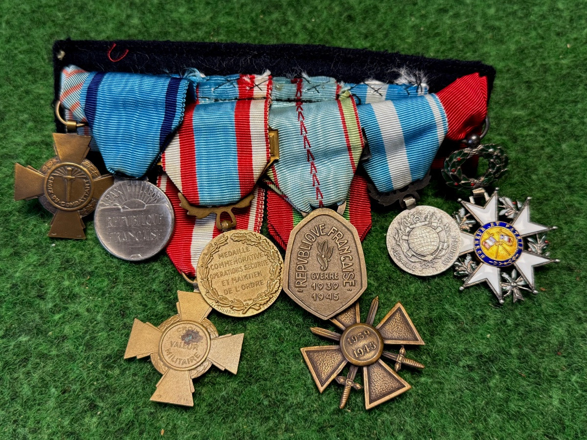 Barrette And Medals Of A World War II Officer (ww2) -photo-4