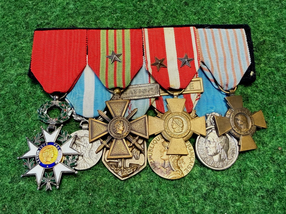 Barrette And Medals Of A World War II Officer (ww2) -photo-4