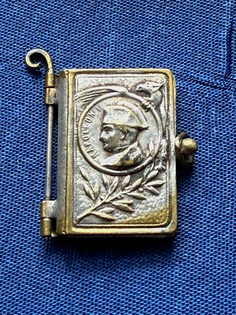 ANCIEN LIVRET  DE  PHOTOS MINIATURE SUR NAPOLÉON  1 ER   FIN  19 ÈME 