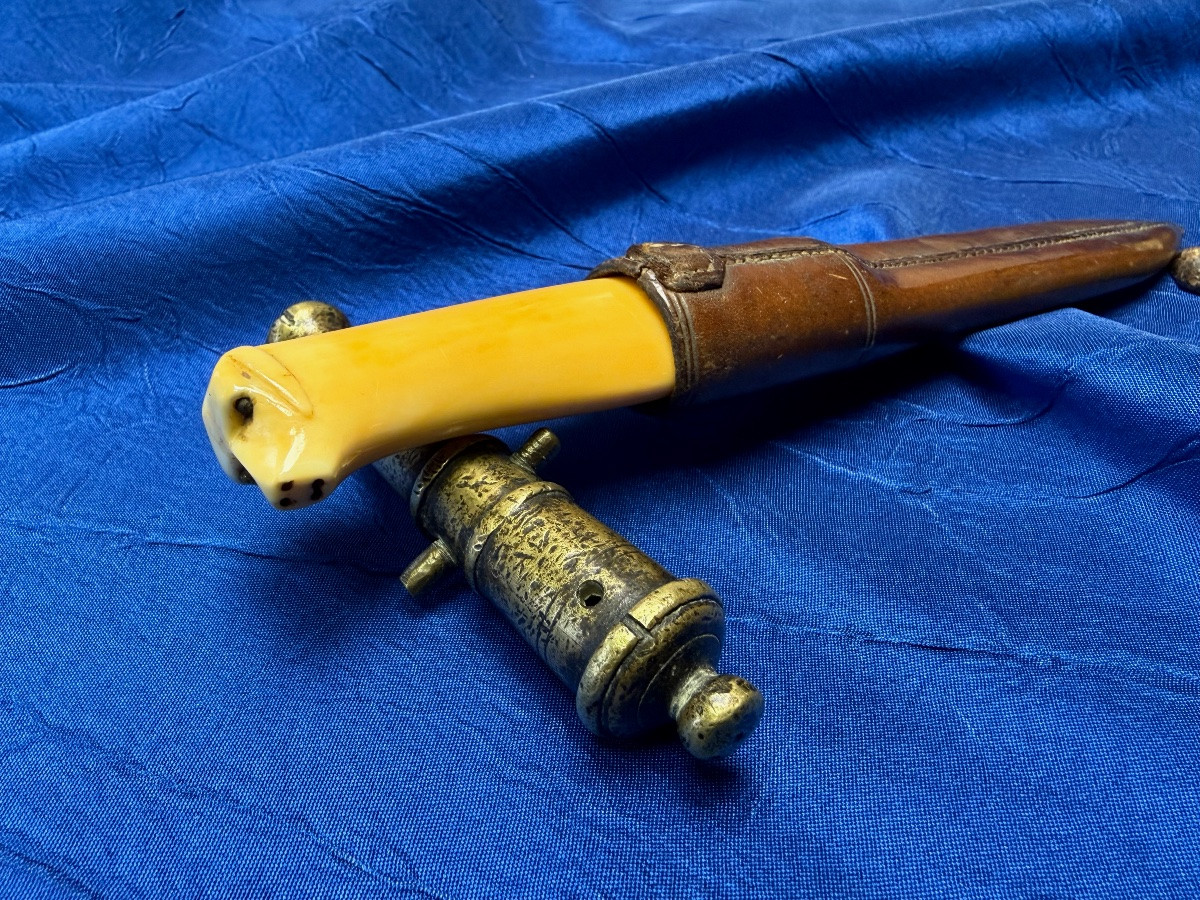 COUTEAU TRADITIONNEL  FINLANDAIS  " PUUKKO" EN  IVOIRE  DE MORSE   1910   20 ÈME -photo-3