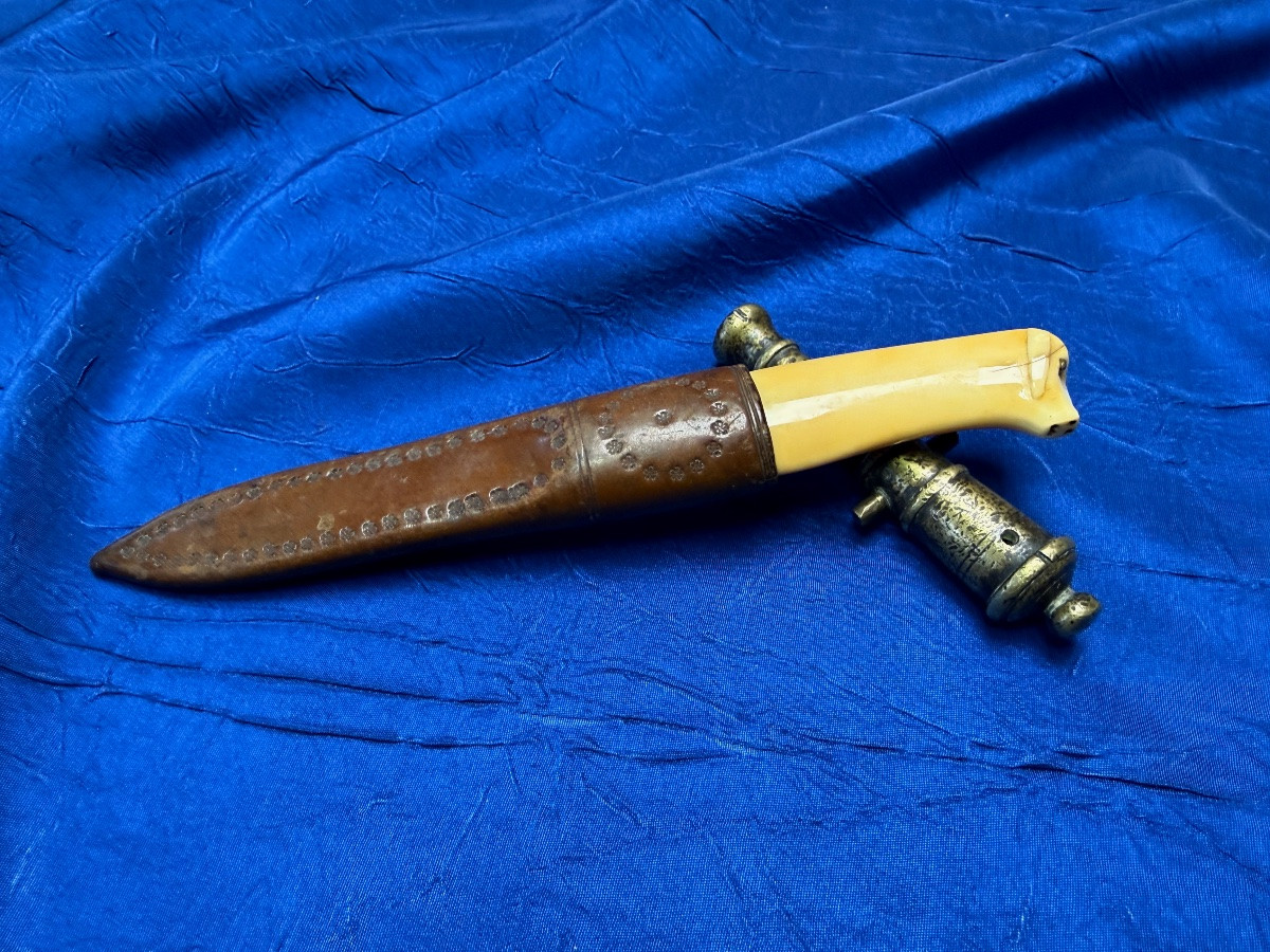 COUTEAU TRADITIONNEL  FINLANDAIS  " PUUKKO" EN  IVOIRE  DE MORSE   1910   20 ÈME -photo-4