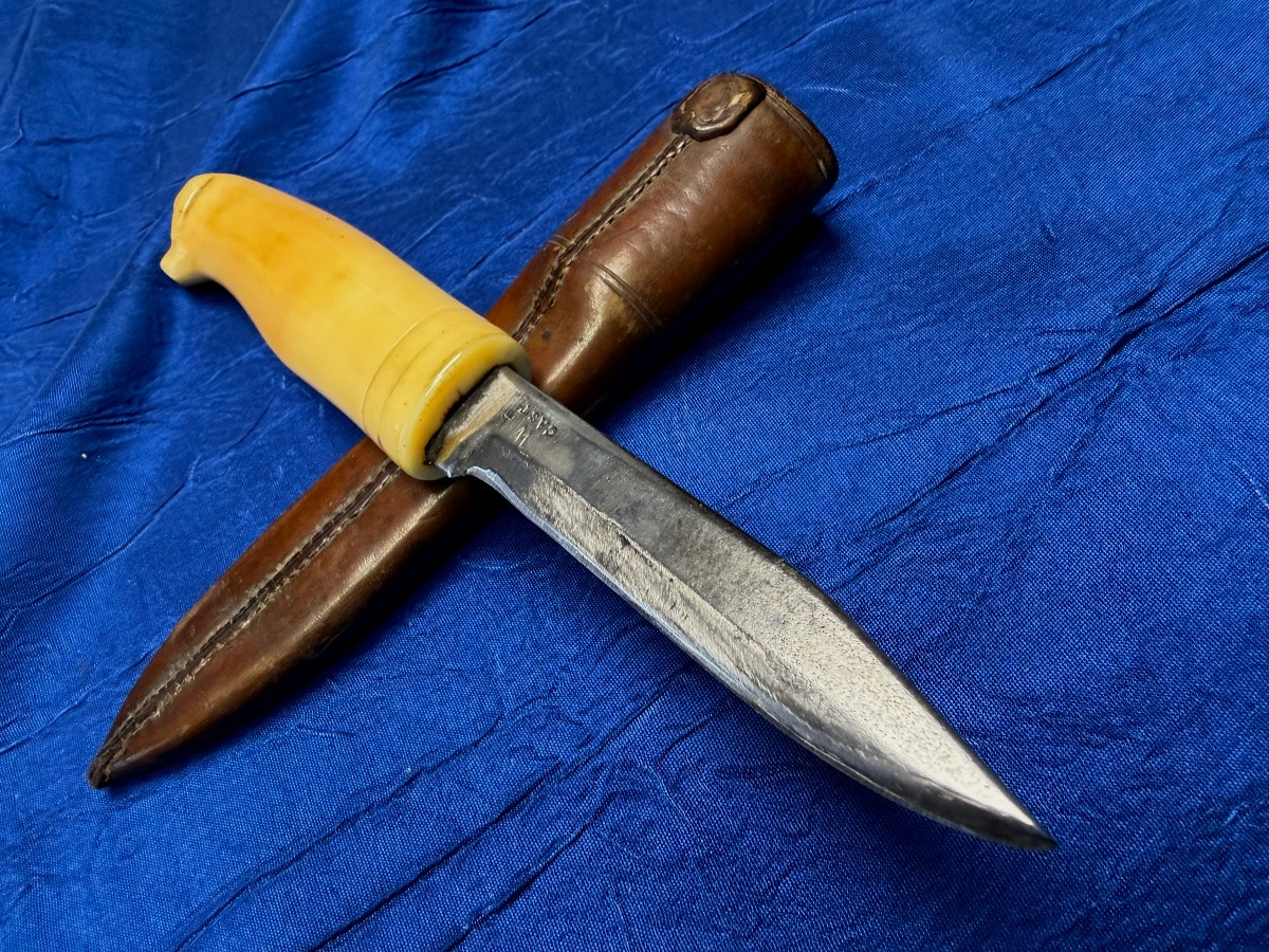 COUTEAU TRADITIONNEL  FINLANDAIS  " PUUKKO" EN  IVOIRE  DE MORSE   1910   20 ÈME -photo-4
