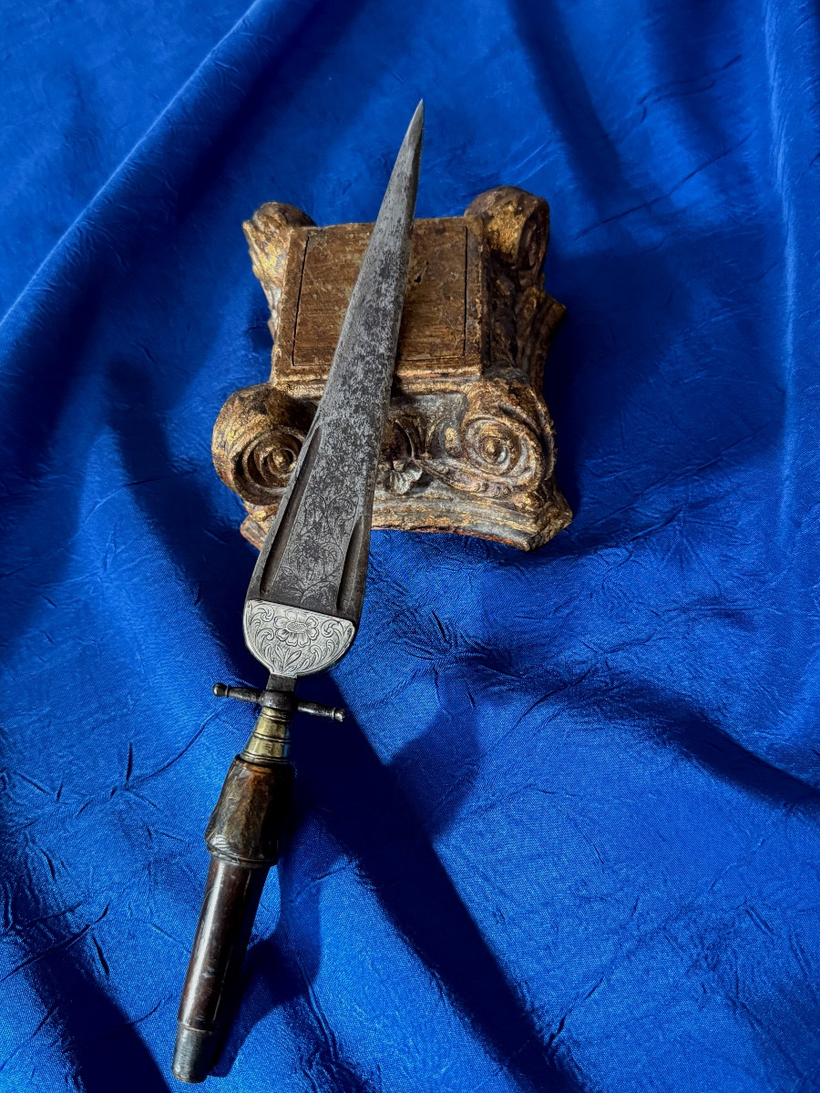 BAIONNETTE   -  BOUCHON    FRANCE  XVIII ÈME 