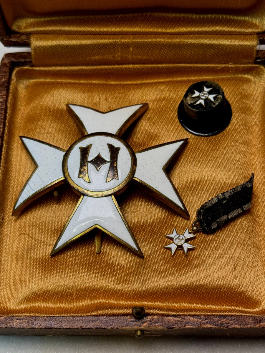 CROIX  DE MALTE  CHEVALIERS  HOSPITALIERS  DE  SAINT JEAN  BAPTISTE  ET CES RÉDUCTIONS  19 ÈME 