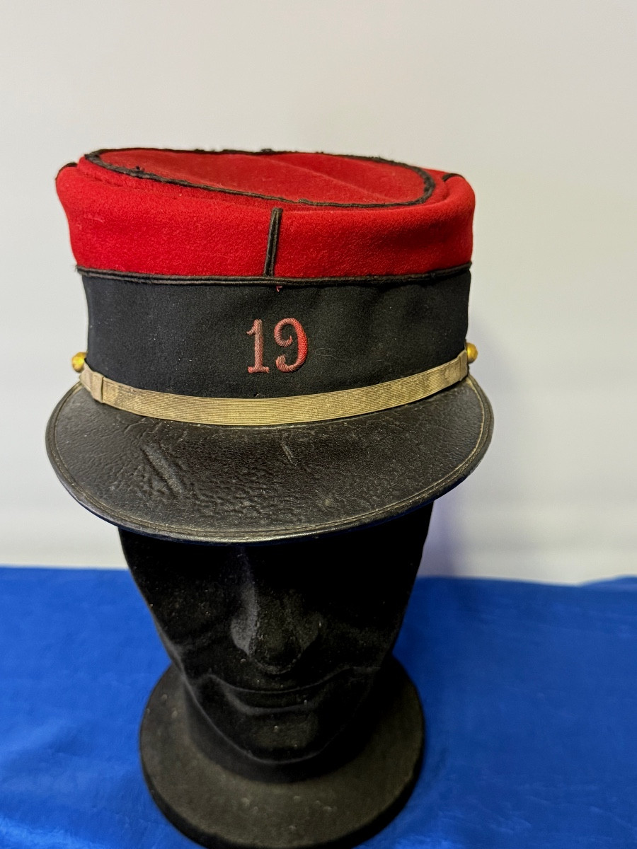 Képi Foulard Modèle 1884 Du 19 ème Régiment d'Infanterie De Ligne W W 1