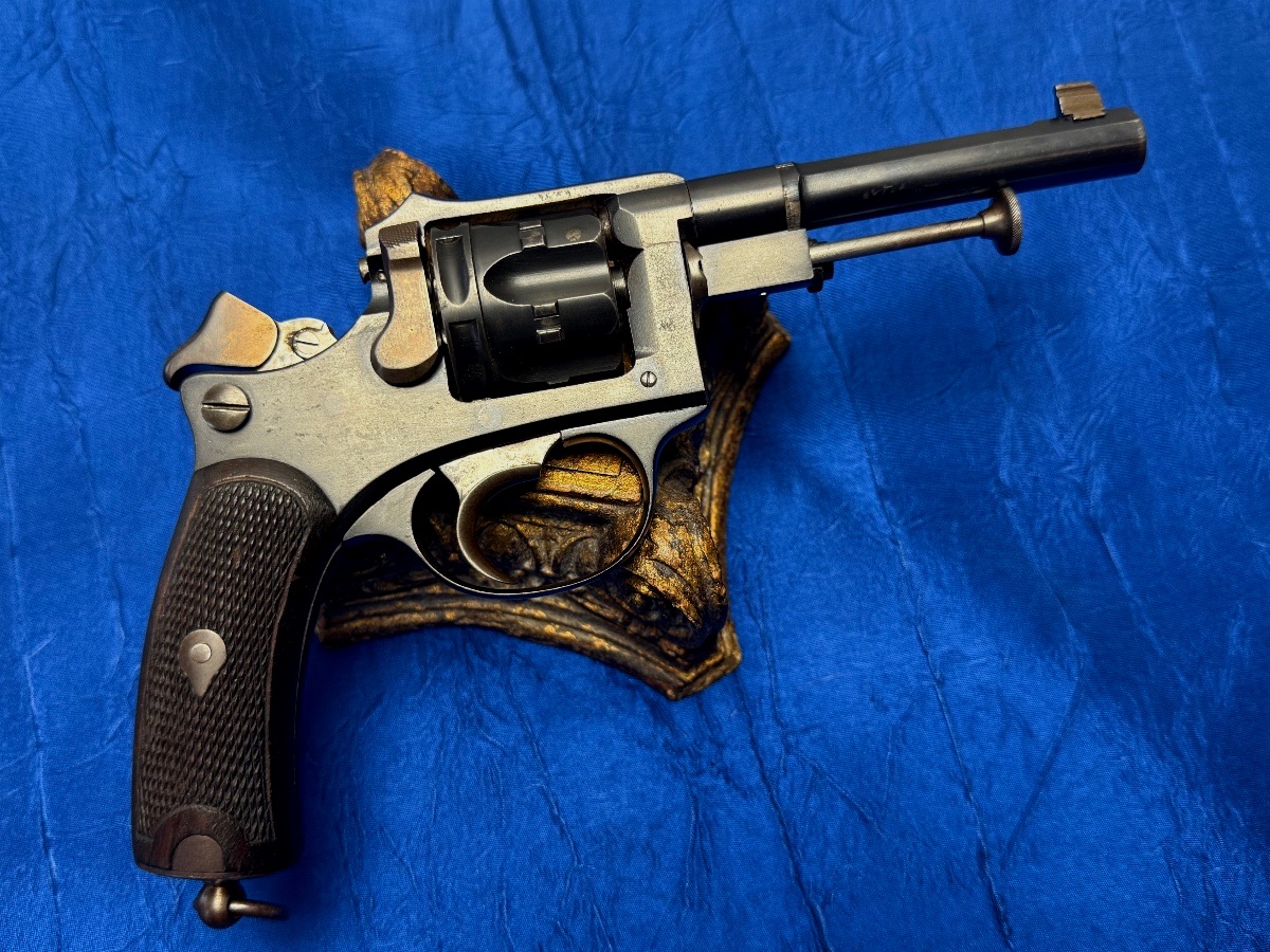 RÉVOLVER  MODÈLE  1887  CIVIL  DE  LA  MANUFACTURE  D'ARMES  DE  SAINT- ÉTIENNE  19 ÈME -photo-1