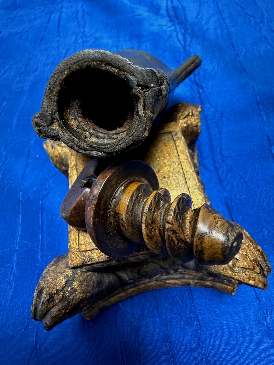 POIRE A POUDRE  MILITAIRE  DE  DRAGON   VERS  1690  1700   XVII ÈME  -photo-2