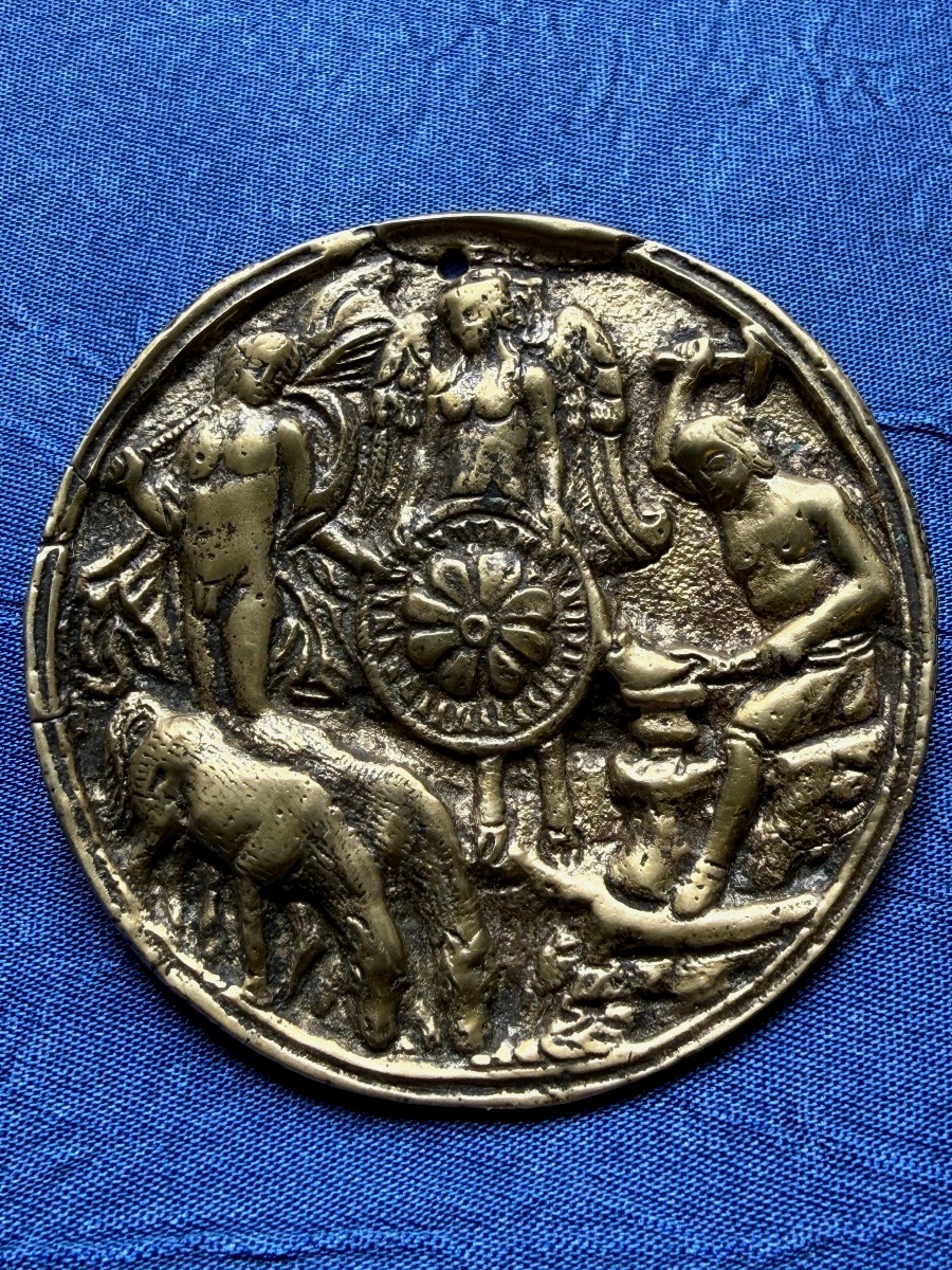 MÉDAILLE  ANCIEN ORNEMENT  ROMAIN  "  ÉPOQUE ROMAINE DANS LE LANGUEDOC  "  MONTRÉAL  AUDE  