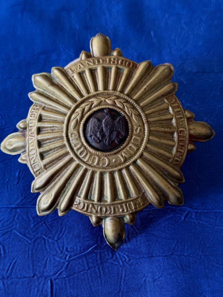 PLAQUE  DE  CASQUE  OFFICIER DE  LA  GARDE  PRUSSIENNE  MODÈLE  1867  19 ÈME 