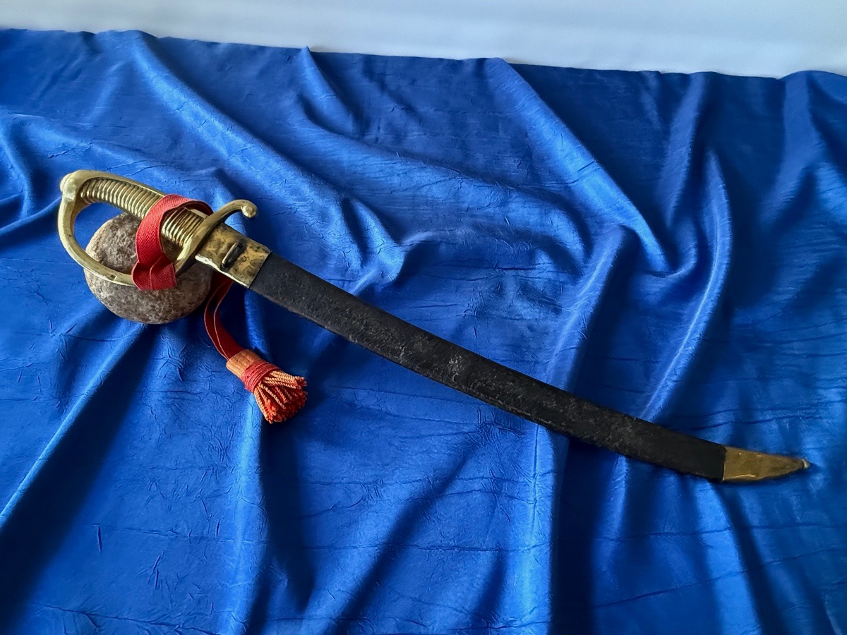 SABRE  DE GRENADIER  D'INFANTERIE DIT (BRIQUET ) DU 1ER EMPIRE  19 ÈME 