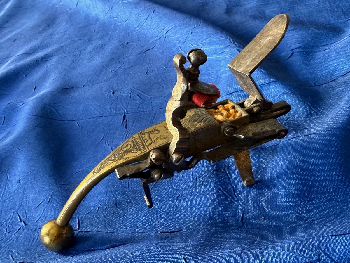 BRIQUET  DE  TABLE  A  SILEX   ANCIENNE  MONARCHIE   18 ÈME SIÈCLE 