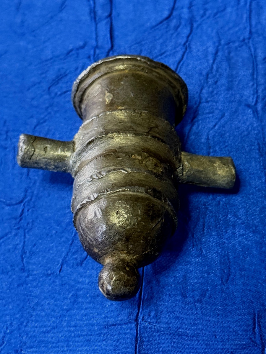 18th-century Cannon Without Mounting -photo-4