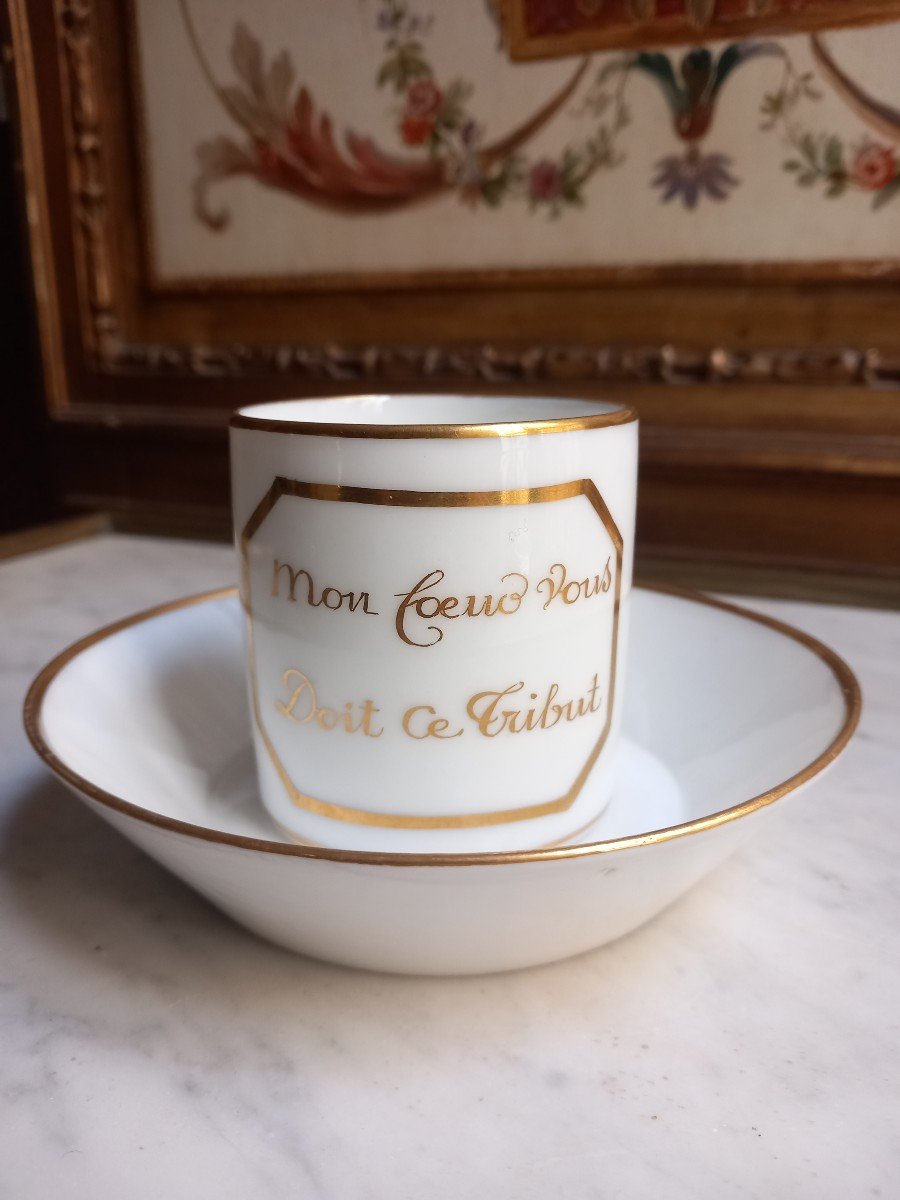 Porcelaine De Paris- Tasse Et Sa Sous Tasse - époque Directoire