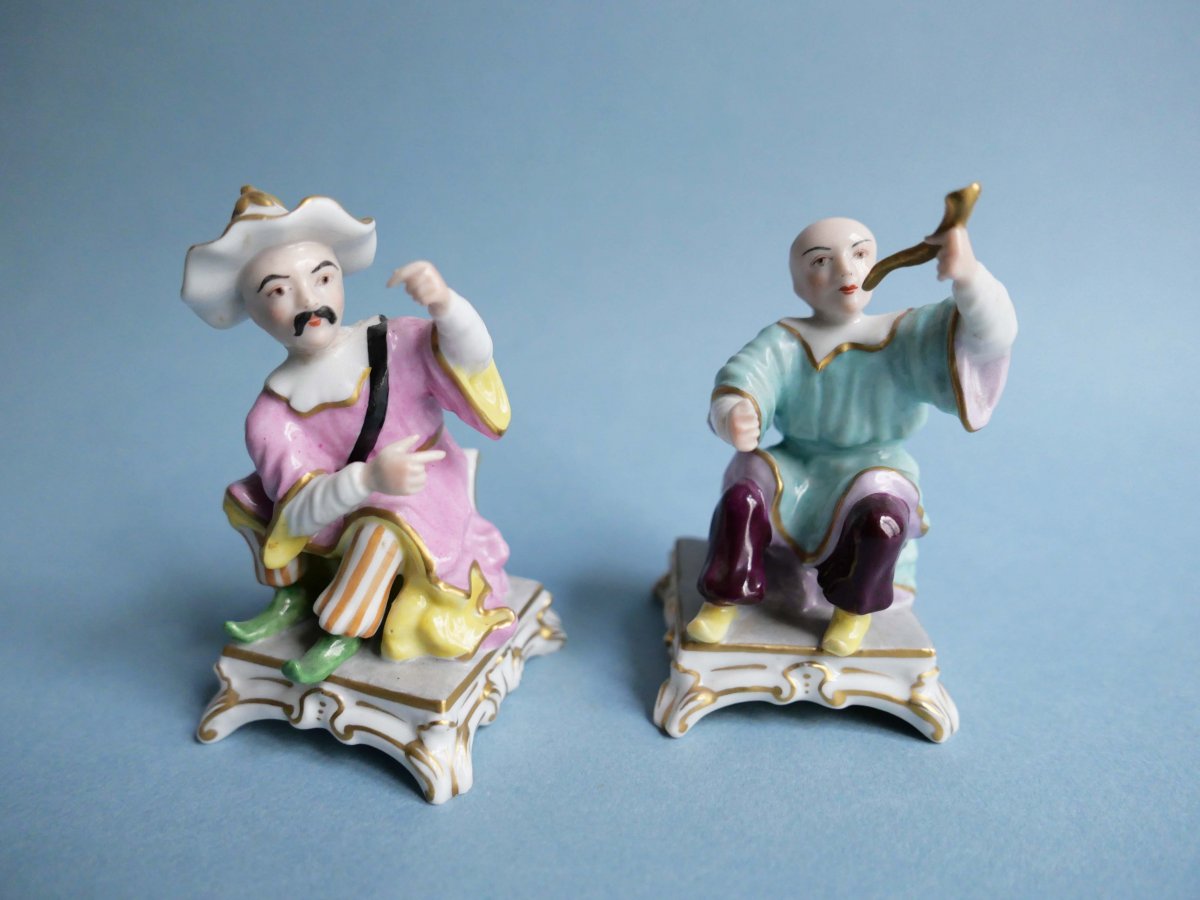 Paris Porcelain - Pair Of Chinese Figurines