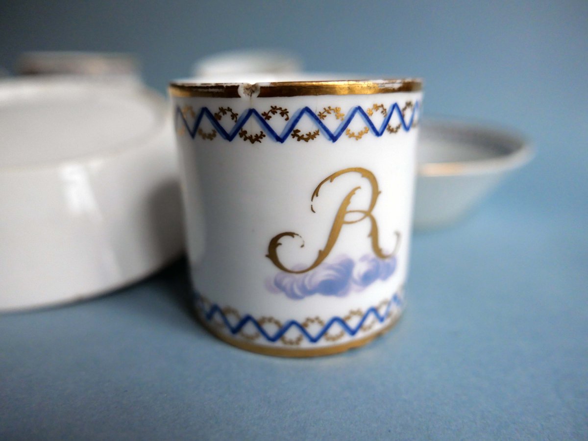 Niderviller - Three Cups And Saucers Hard Paste Porcelain Eighteenth Century-photo-3