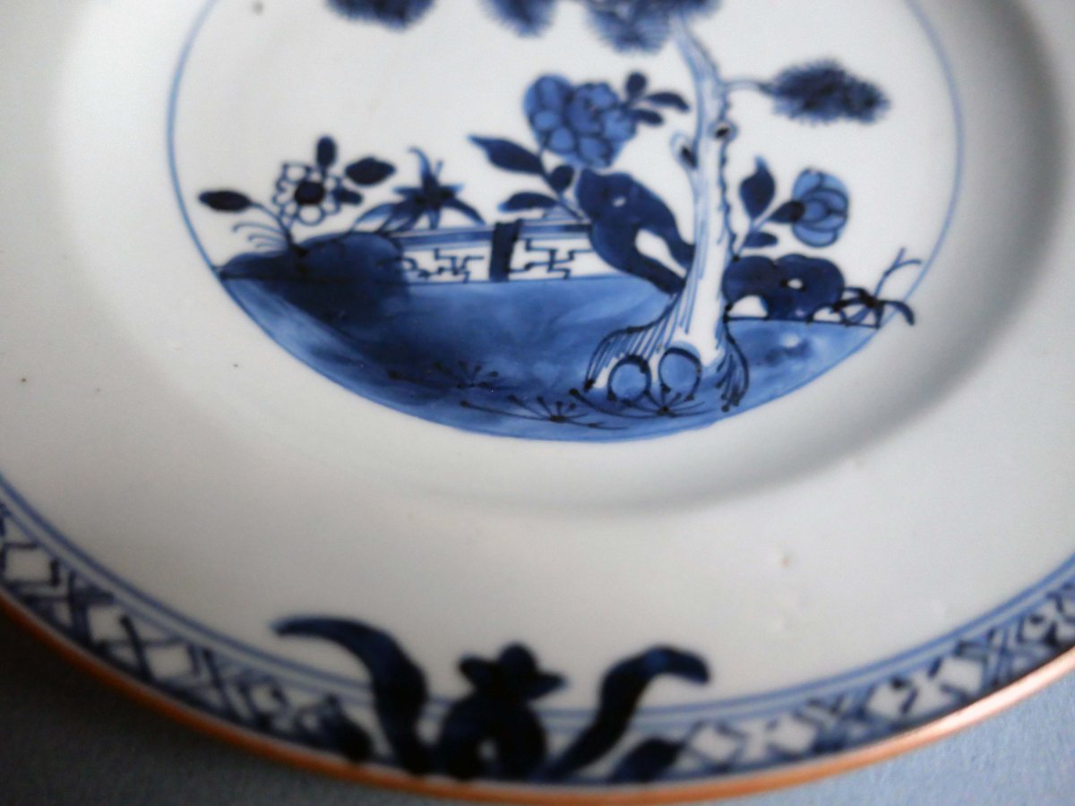 China - Two Porcelain Plates In East India Company 18th Century-photo-2