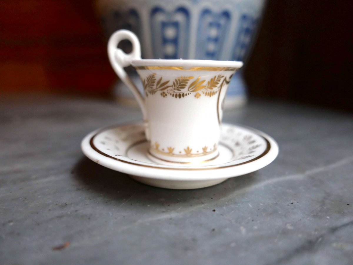 Porcelaine De Paris - A Mignonnette Cup With White And Gold Decor Encrypted Ga - Nineteenth Century-photo-3