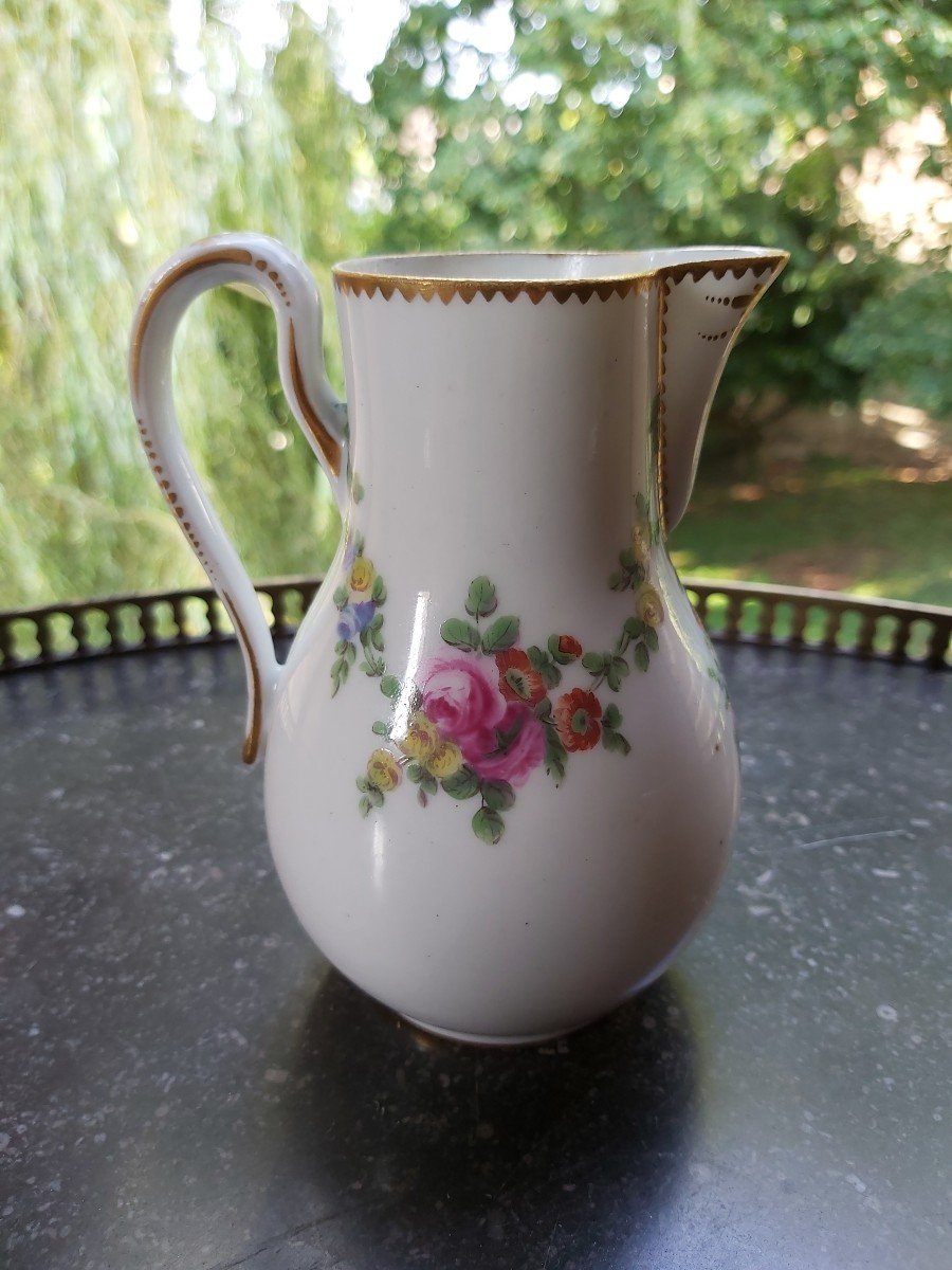 Manufacture Du Duc d'Angoulême - Porcelain Milk Jug With Flower Garlands 18th Century -photo-2