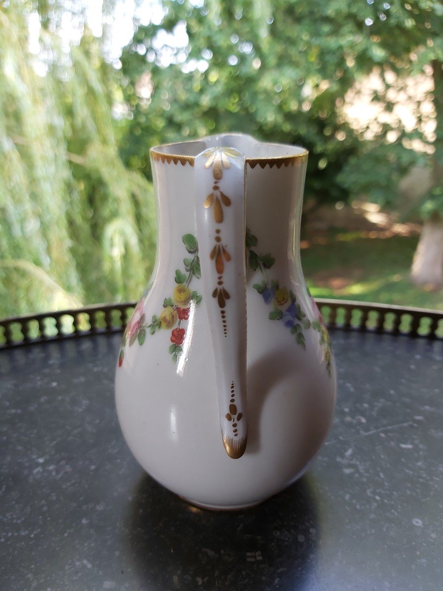 Manufacture Du Duc d'Angoulême - Porcelain Milk Jug With Flower Garlands 18th Century -photo-4