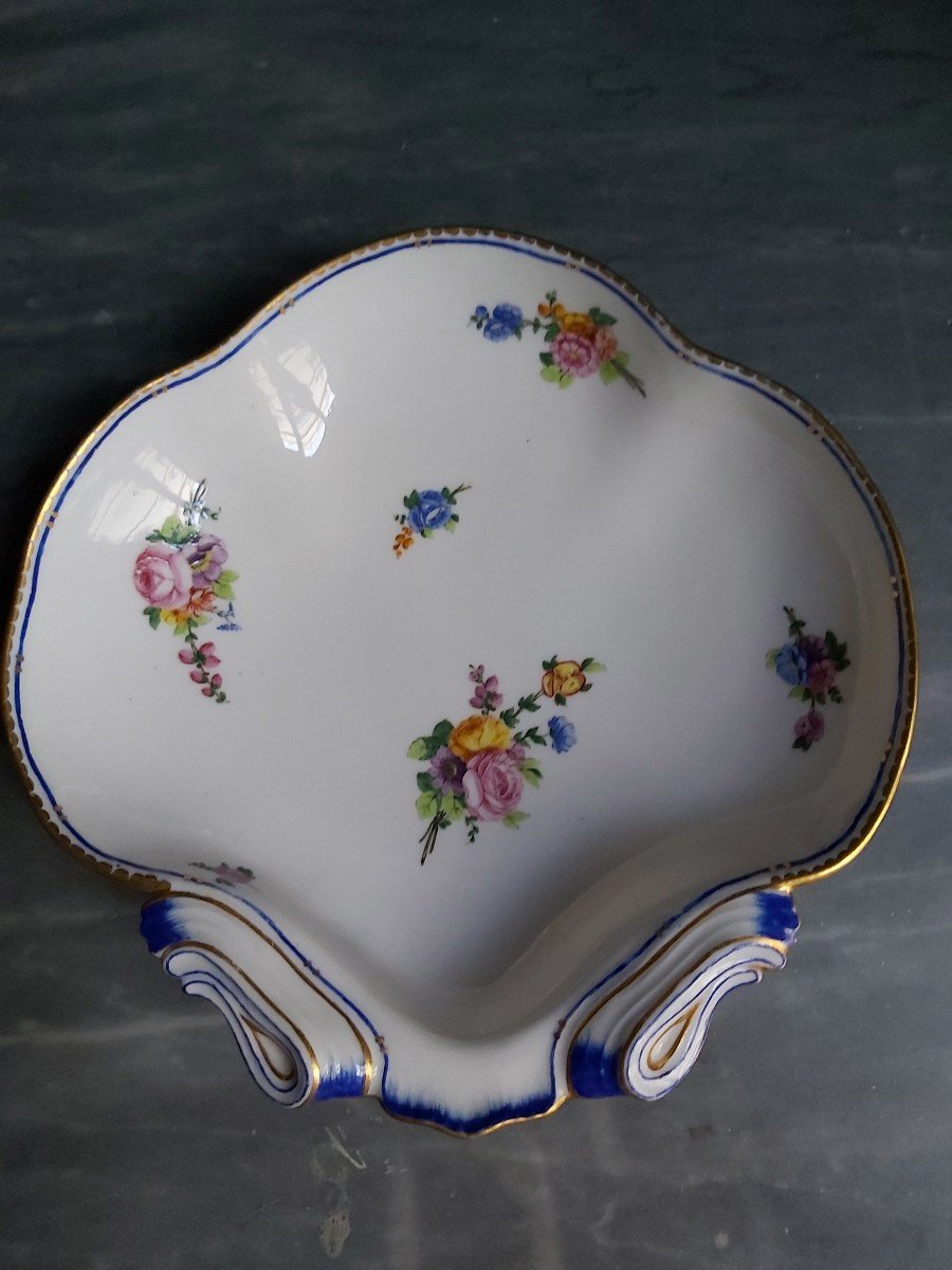 Sèvres- Compotier Coquille En Porcelaine Tendre - XVIIIe Siècle 