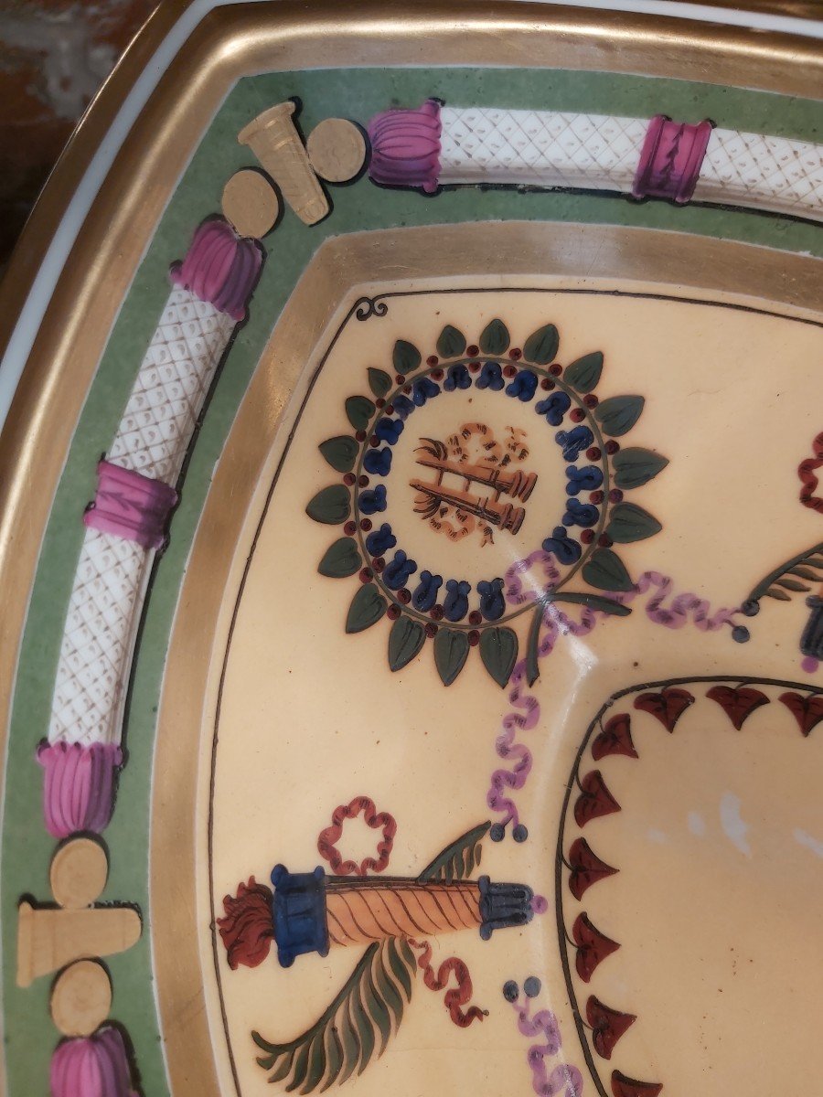 Paris Porcelain - Polychrome Basin With Neoclassical Decor - Empire Period-photo-3