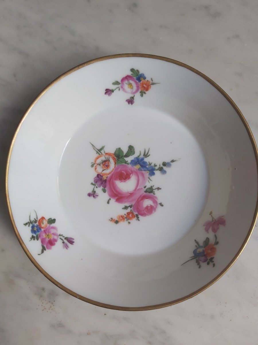 Manufacture Du Duc d'Angoulême - Tasse En Porcelaine A Décor De Jetés De Fleurs XVIIIe Siècle-photo-2