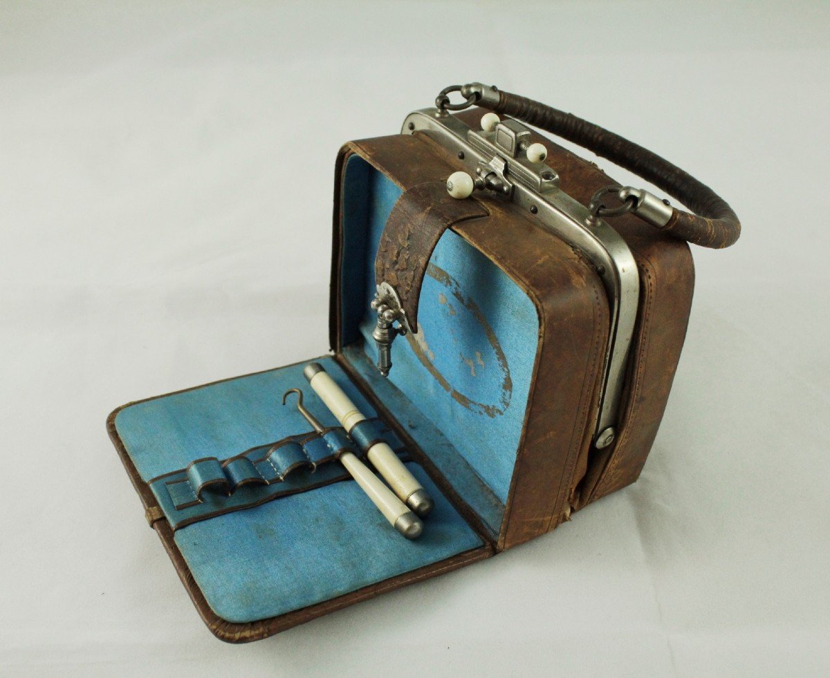 Small Victorian Embossed Leather Bag, London, Late 19th Century-photo-4