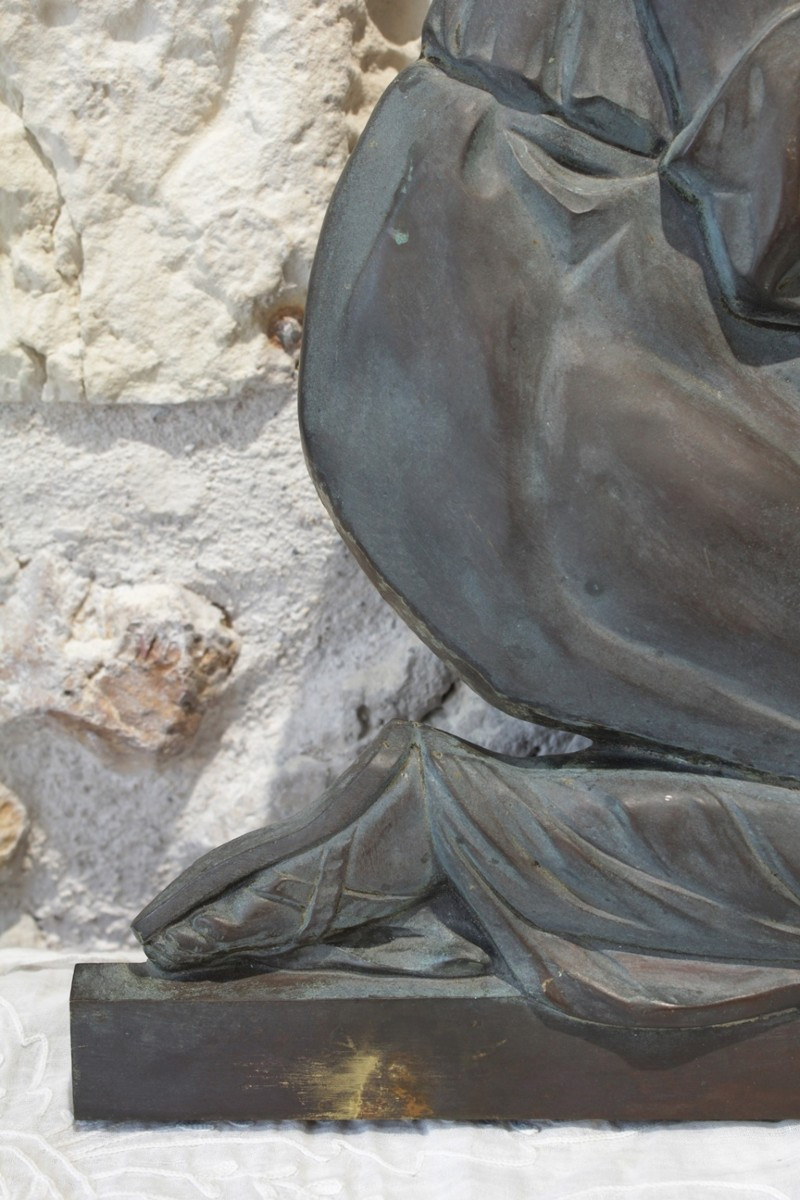 Sculpture en bas relief en bronze 'Pleureuse' signé M. Thomas vers 1930-photo-4