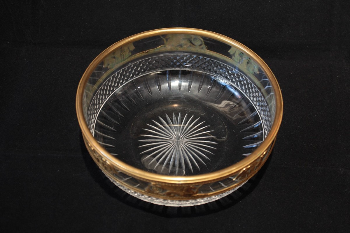 Coupe en cristal taillé et monture en laiton repoussé époque Napoléon III, 19ème siècle-photo-1