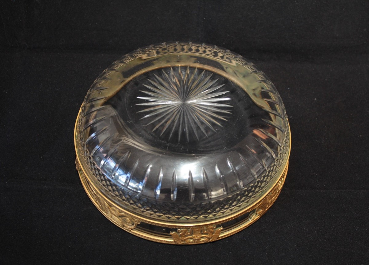 Coupe en cristal taillé et monture en laiton repoussé époque Napoléon III, 19ème siècle-photo-2