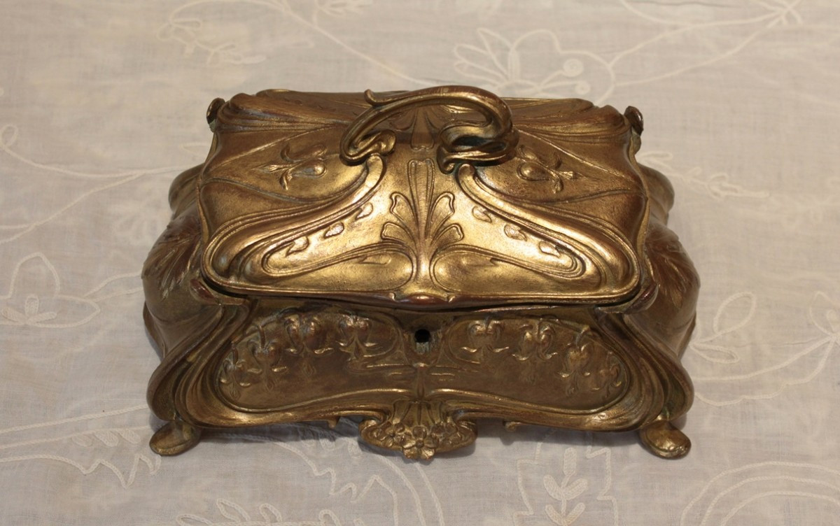 Gilt Metal Jewelry Box Circa 1900, Art Nouveau-photo-3