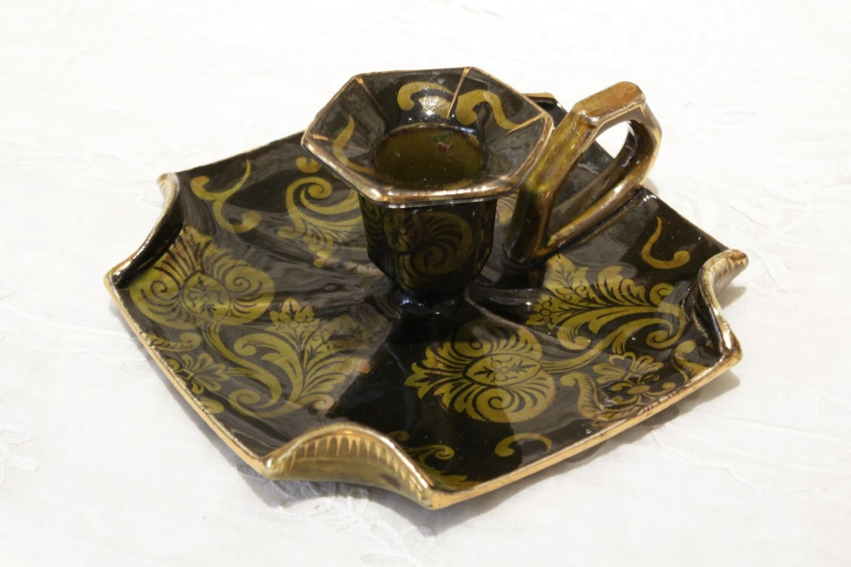 Bougeoir à anse en faïence à décor de feuilles stylisées signé Lunéville, entre 1880 et 1920-photo-3