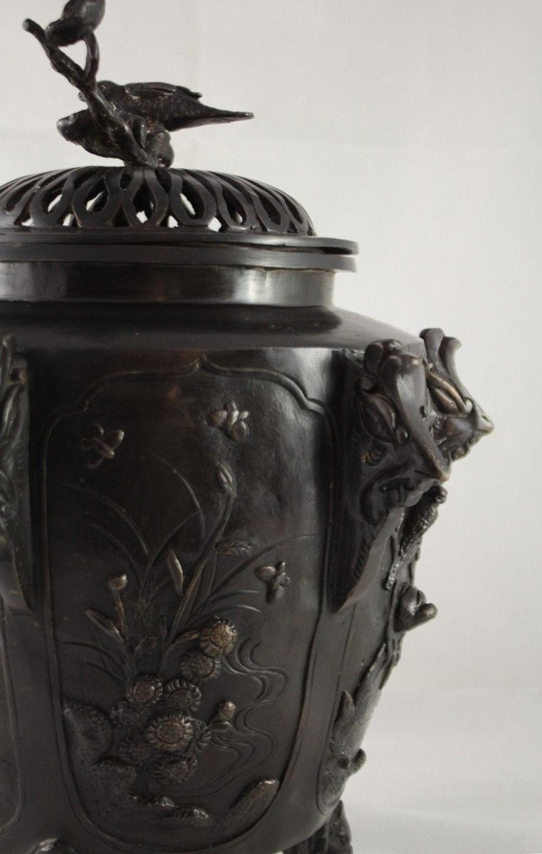 Grand brûle-parfum en bronze à patine brune oiseaux et végétations, Chine, 20ème siècle-photo-3