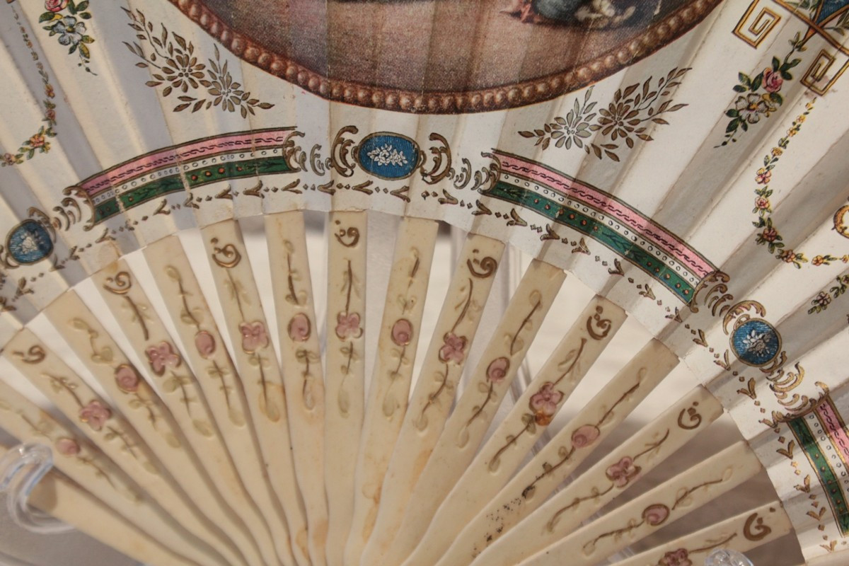 Éventail en papier imprimé et brins en os Duvelleroy Elysée Palace Hotel vers 1900-photo-4