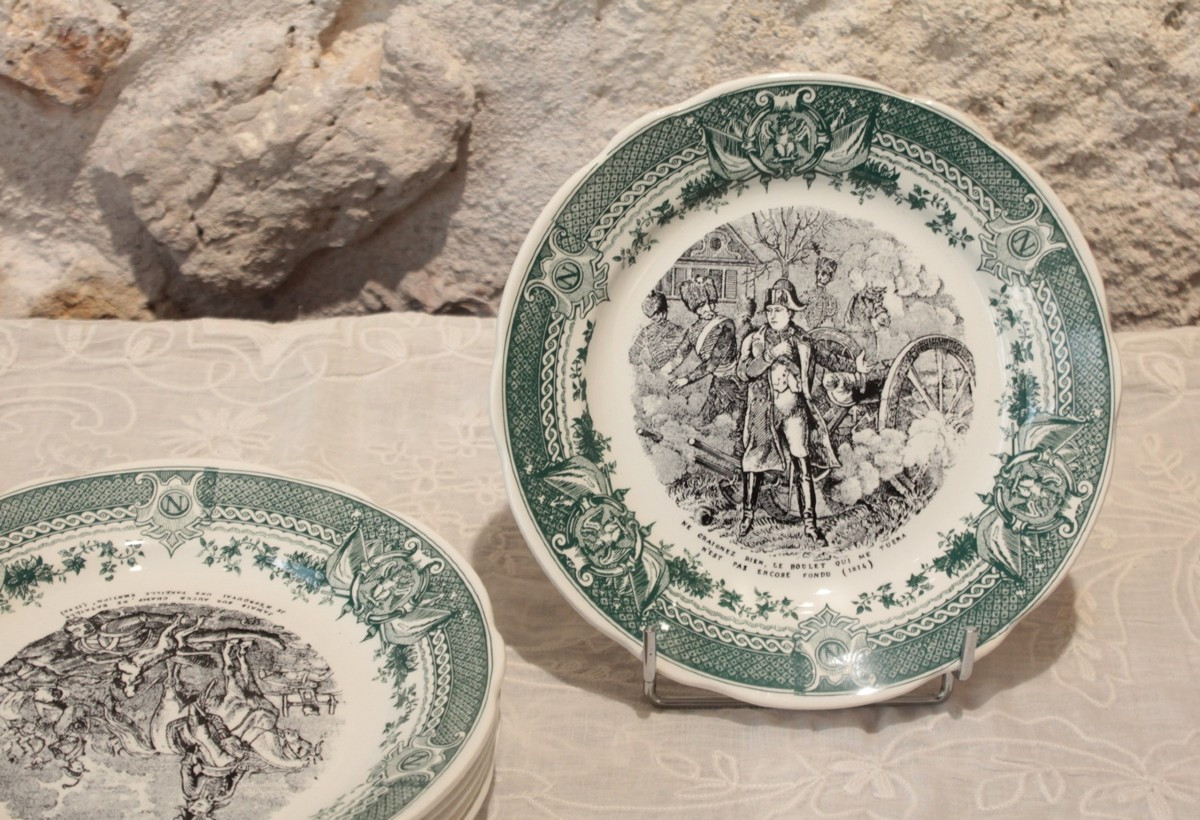 12 assiettes parlantes en faïence de Sarreguemines, Napoléon Bonaparte, milieu 19ème siècle-photo-5