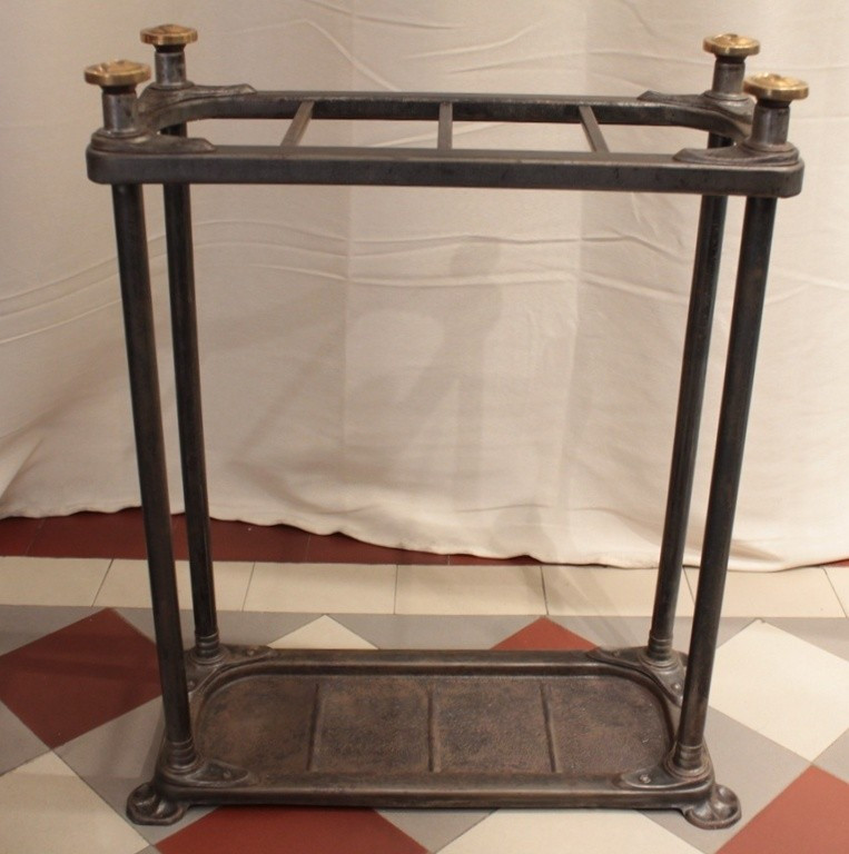 Porte-parapluie, porte-canne, en fer et laiton Art Nouveau vers 1900-photo-2