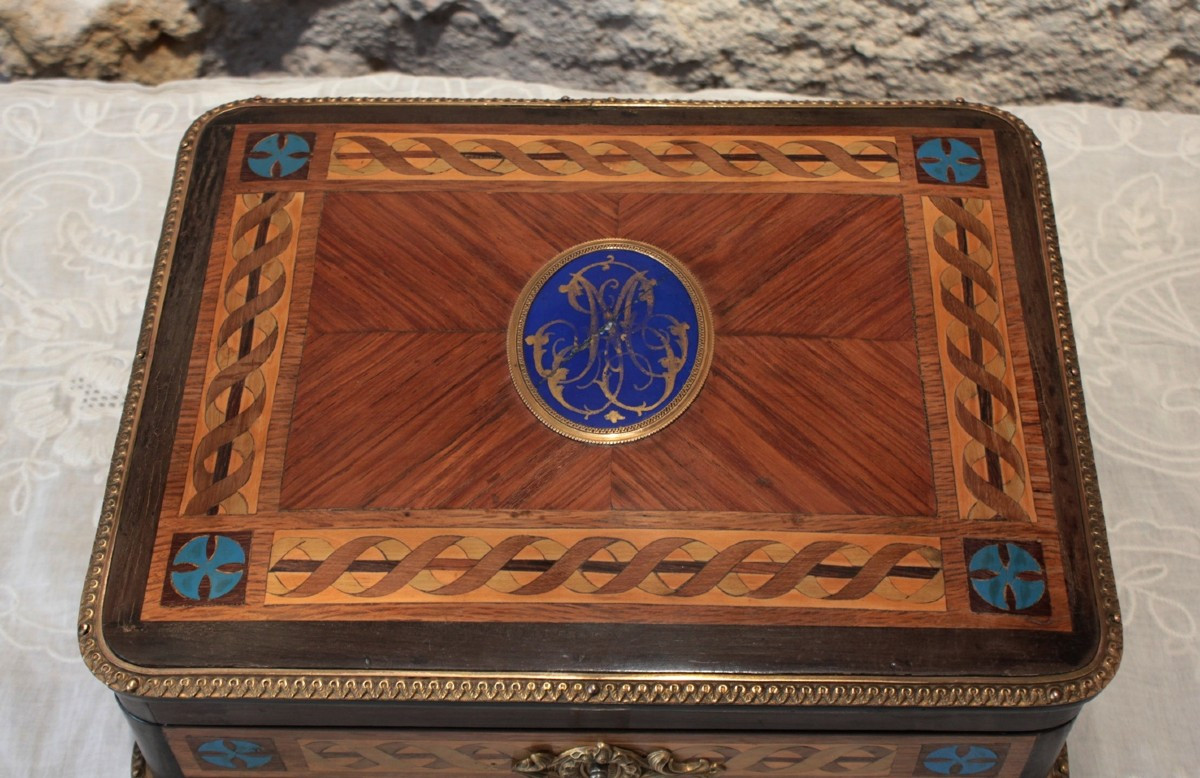 Inlaid Wood, Gilt Bronze And Porcelain Medallion Box, Late 19th Century Period-photo-4