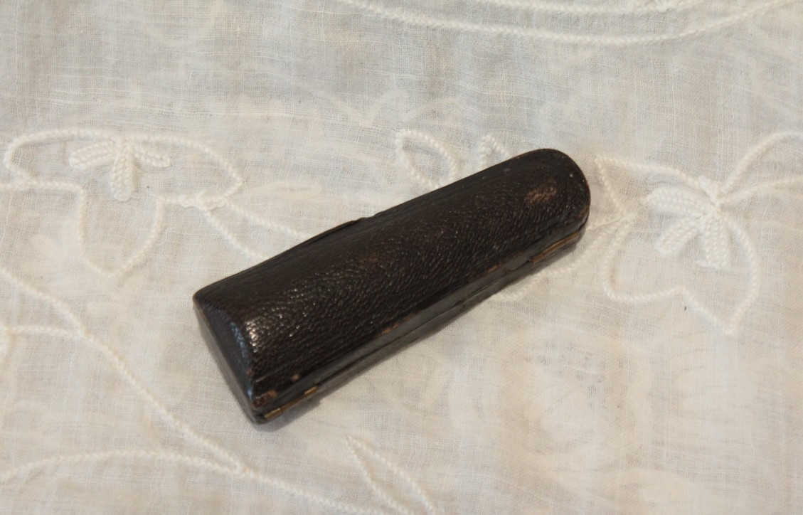 Silver, Pipe Clay And Amber Cigarette Lighter In Original Late 19th Century Leather Case-photo-5