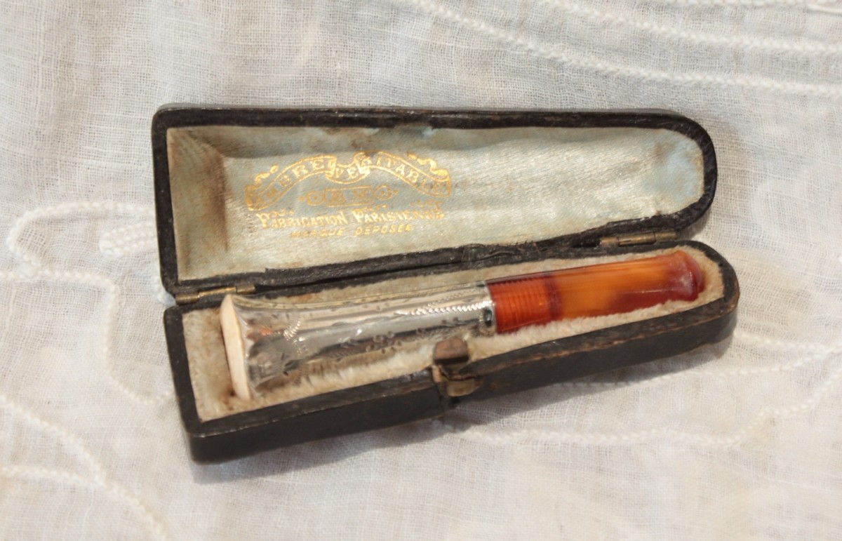 Silver, Pipe Clay And Amber Cigarette Lighter In Original Late 19th Century Leather Case