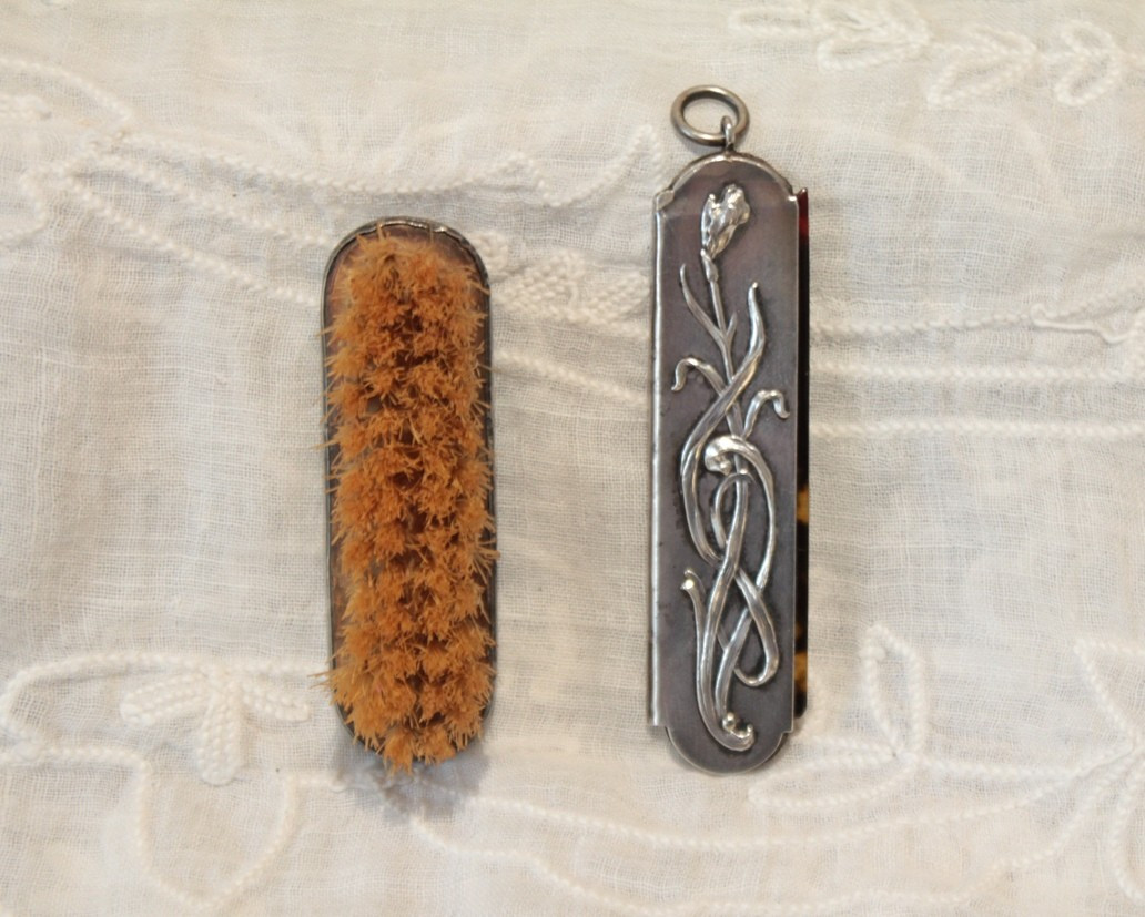 Miniature Brush And Comb Set In Solid Silver Circa 1900-photo-1