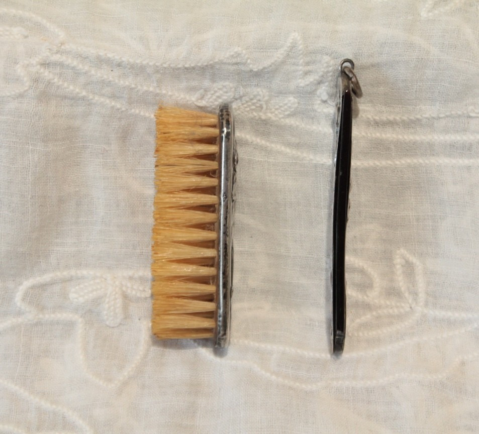Miniature Brush And Comb Set In Solid Silver Circa 1900-photo-2