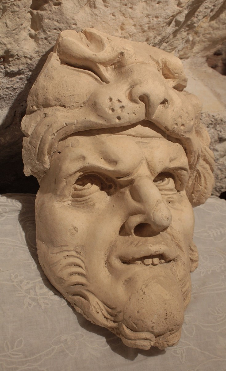 Grande sculpture en plâtre tête d'homme, dans le goût de l'Antique, 20ème siècle-photo-2