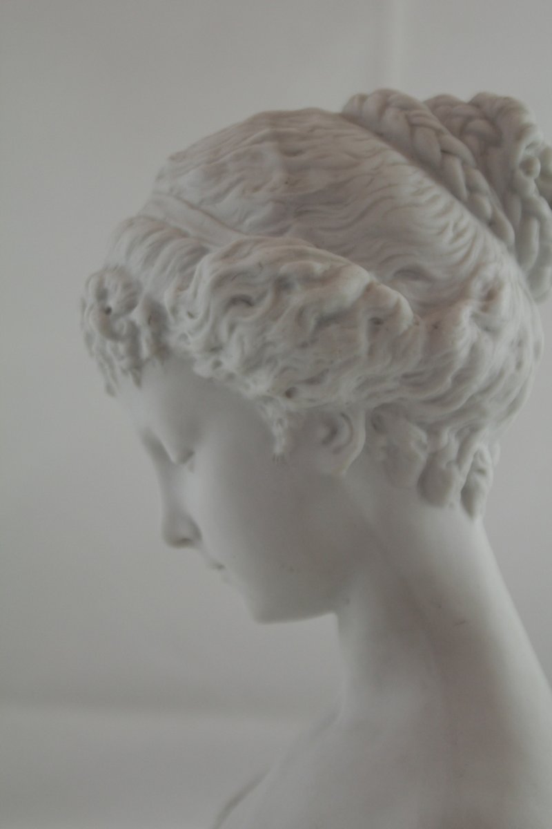 Sculpture en biscuit de porcelaine buste de jeune fille fin 19ème, début 20ème siècle-photo-4