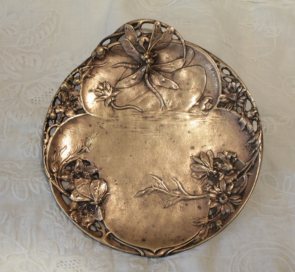 Vide-poche en bronze doré aux libellules signé Louis-Théophile Hingre (1832-1911), Art Nouveau