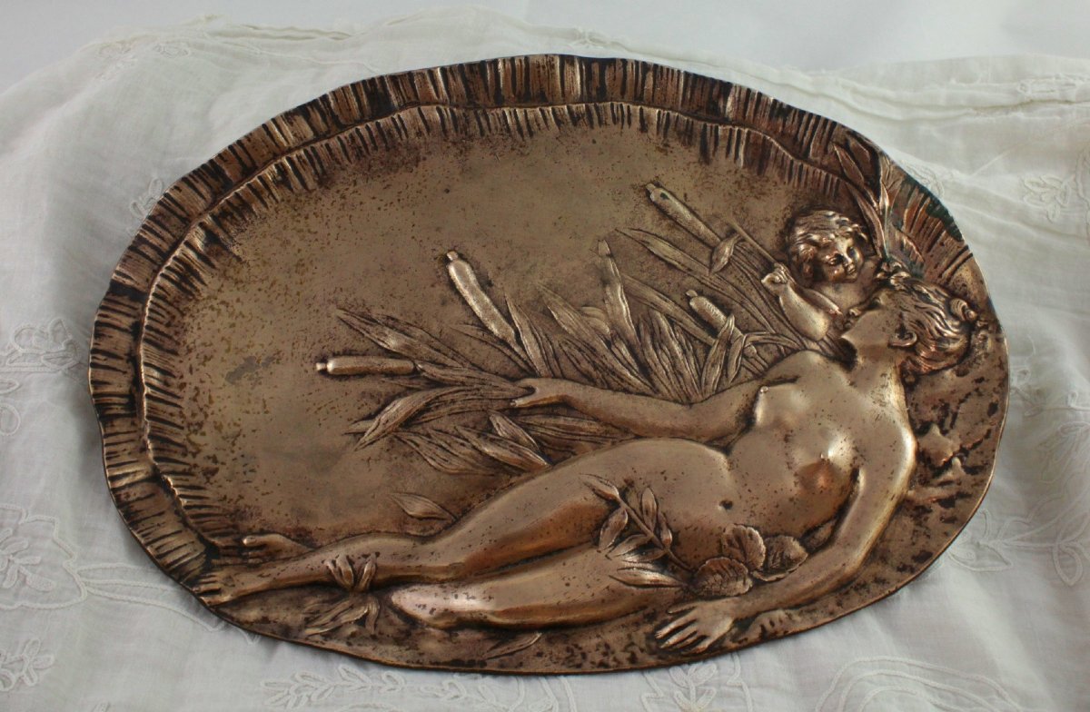 Vide-poche en bronze doré 'Femme au roseau', vers 1900, Art Nouveau