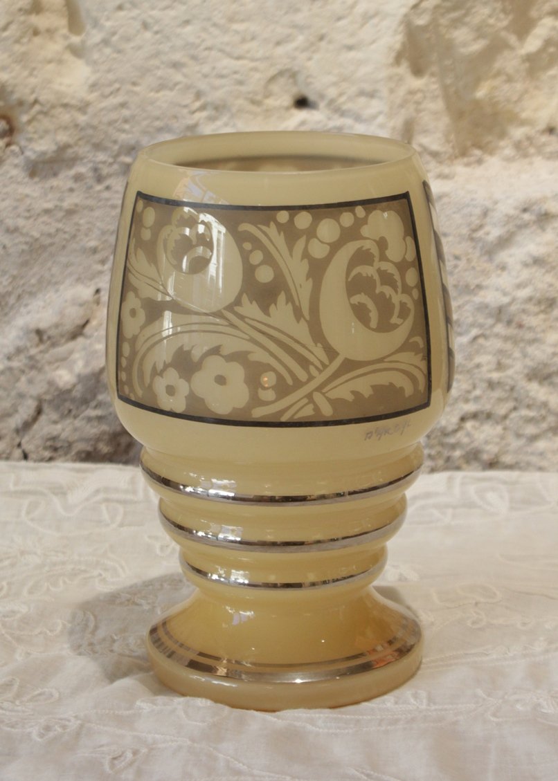 Vase en verre signé d'Argyl, vers 1930, Art Déco