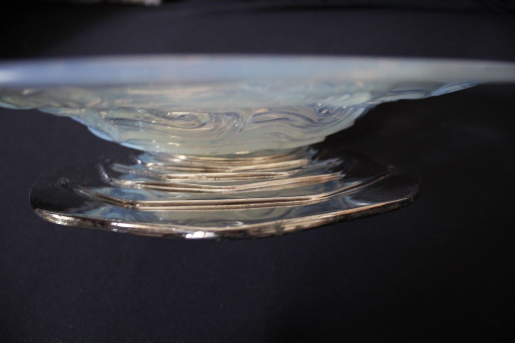 Opalescent Glass Cup On Foot Circa 1930 In The Taste Of Sabino Or Lalique-photo-7