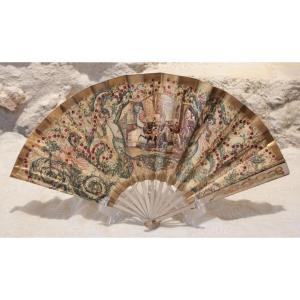 Éventail en papier enduit et sequins rouges, café de Paris Armenonville, vers 1900