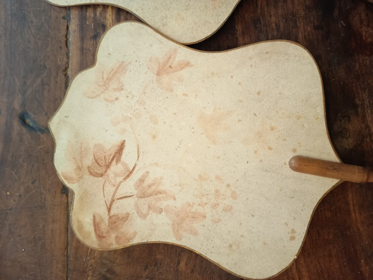 Pair Of Fans, Hand-held Face Screens-photo-2